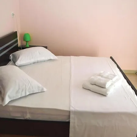 One-bedroom In * クサミル